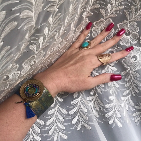 🎯2/$20 Cutout Arrow Ring - Picture 5 of 5